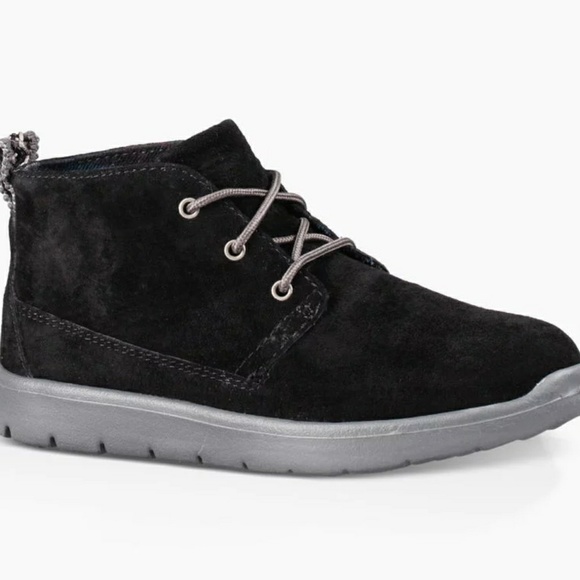 UGG | Shoes | Ugg K Canoe Suede | Poshmark